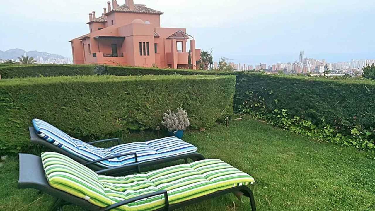 פינסטראט Luxyry Apartament Benidorm מראה חיצוני תמונה